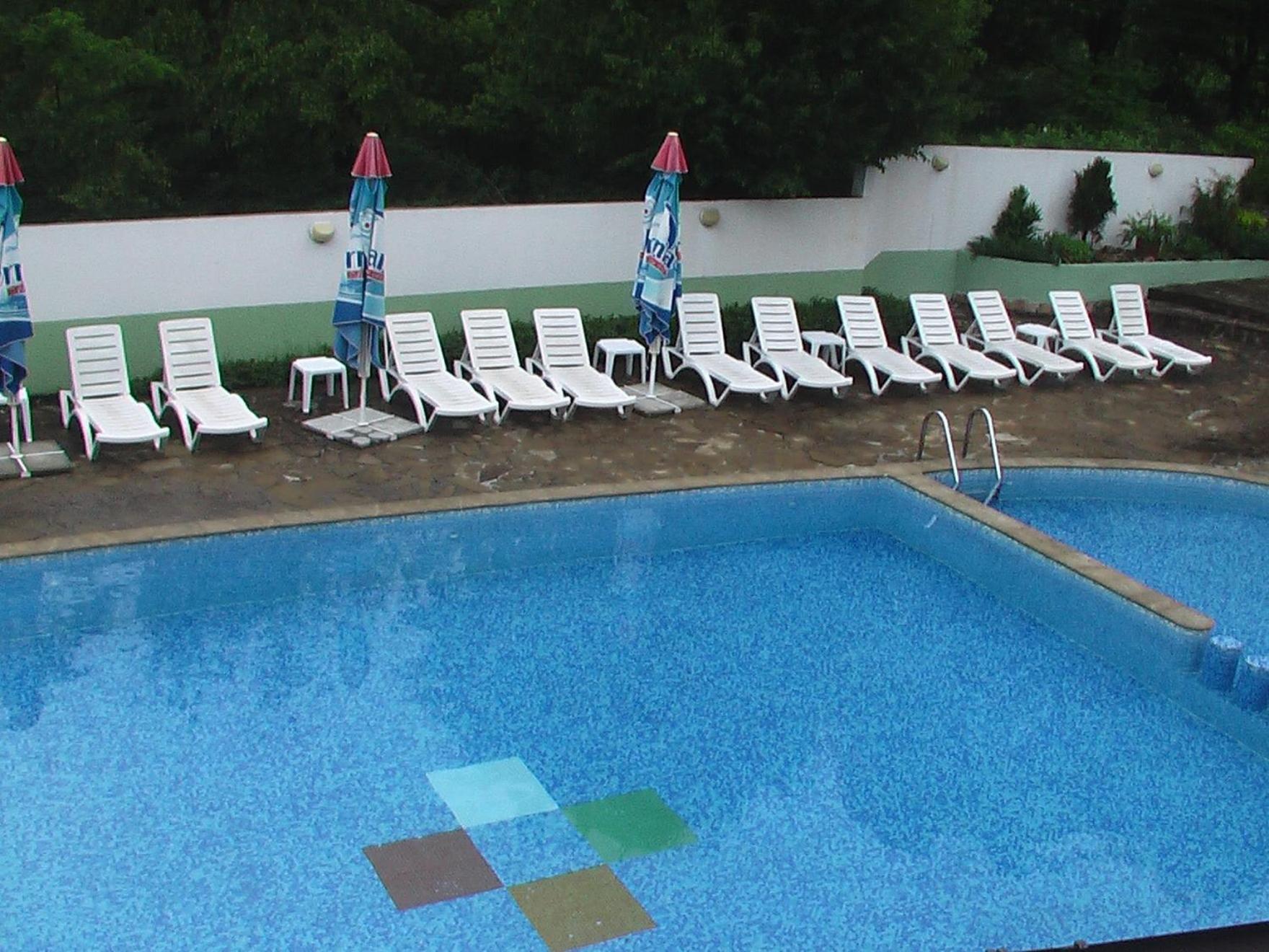 Hotel Seasons トリャブナ エクステリア 写真